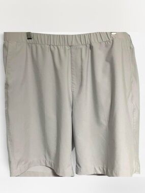 Greg Norman Collection Men's Flat Front Performance Shorts - Light Gray
